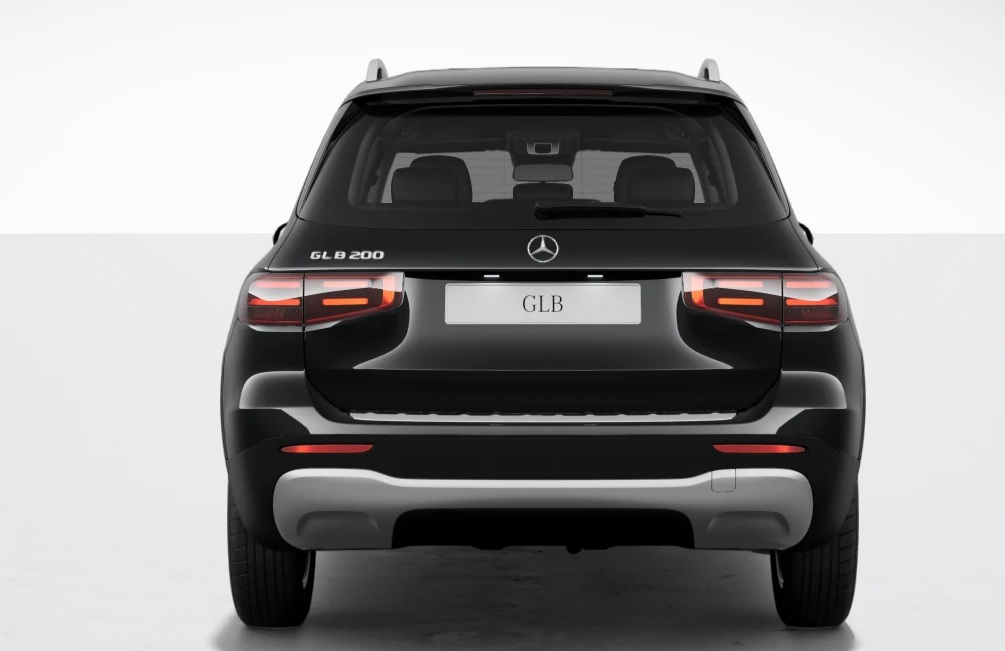 MERCEDES-BENZ GLB 200 AMG