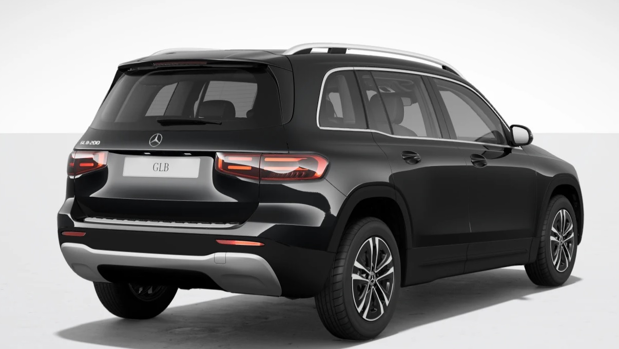 MERCEDES-BENZ GLB 200 AMG