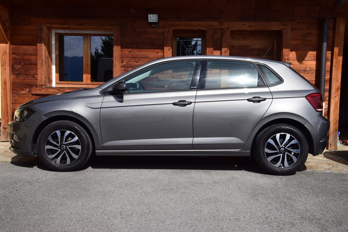 2023 Volkswagen POLO 1.0 L TSI DRIVE