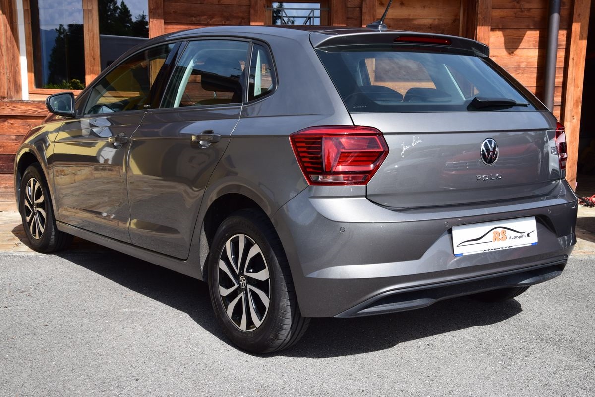 2023 Volkswagen POLO 1.0 L TSI DRIVE
