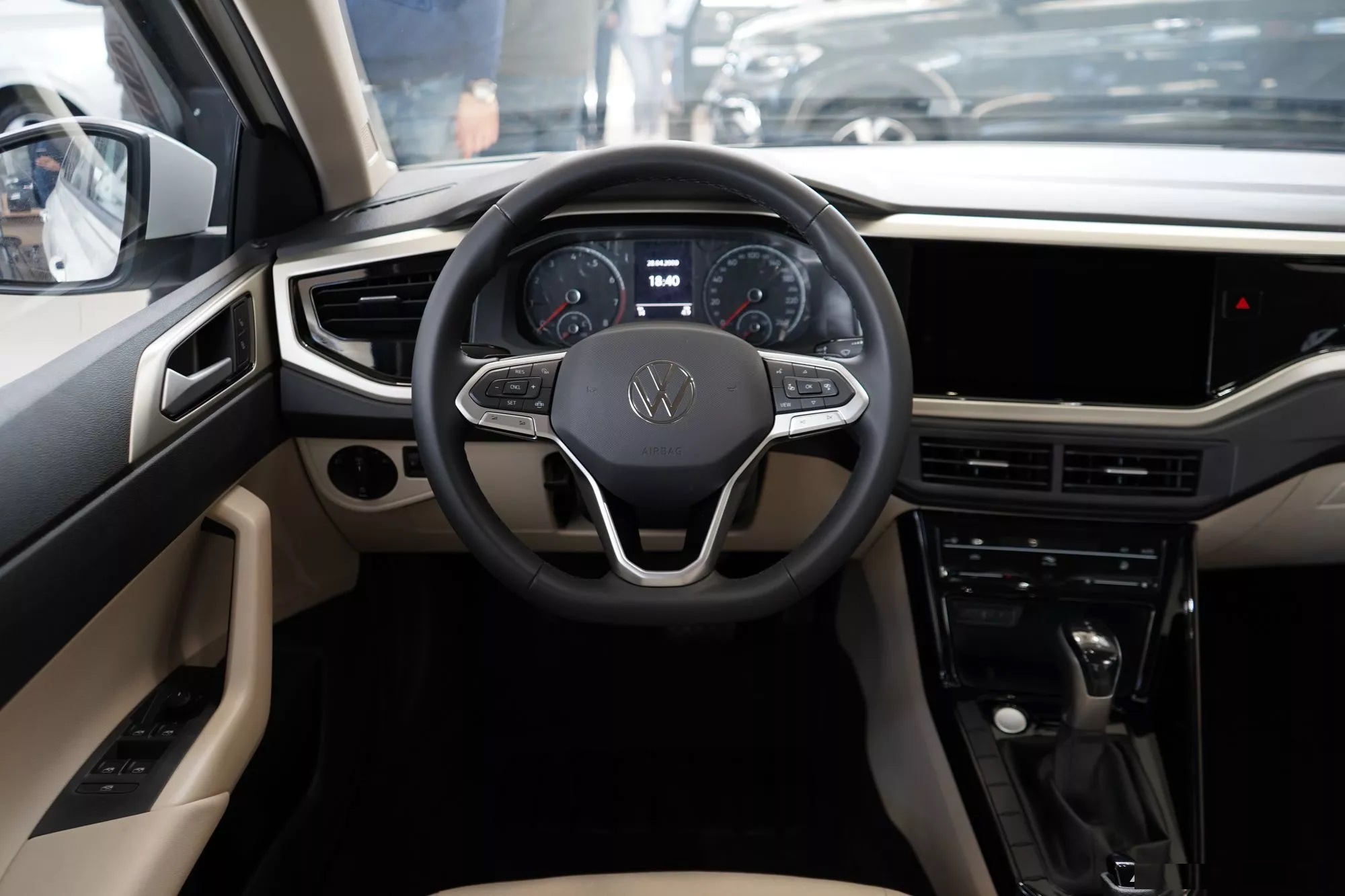 2023 Volkswagen VIRTUS 1.0 L TSI HIGHLINE BVA