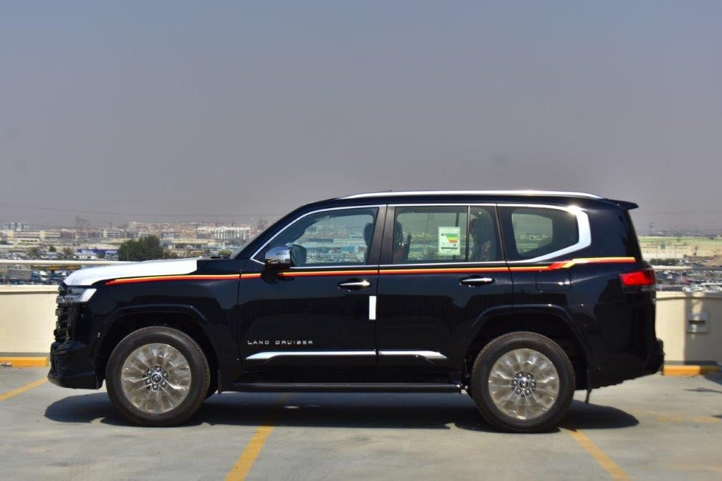 2023 Toyota LAND CRUISER 300 3.3 L V6 BI-TURBO DIESEL 4WD VX