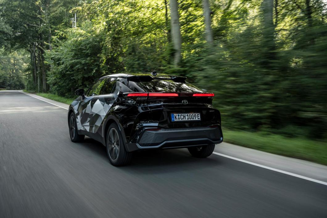 2023 Toyota C-HR 1.2 L BVA