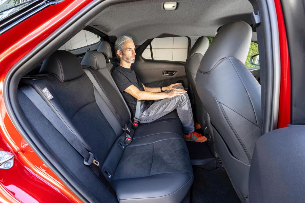 2023 Toyota C-HR 1.2 L BVA