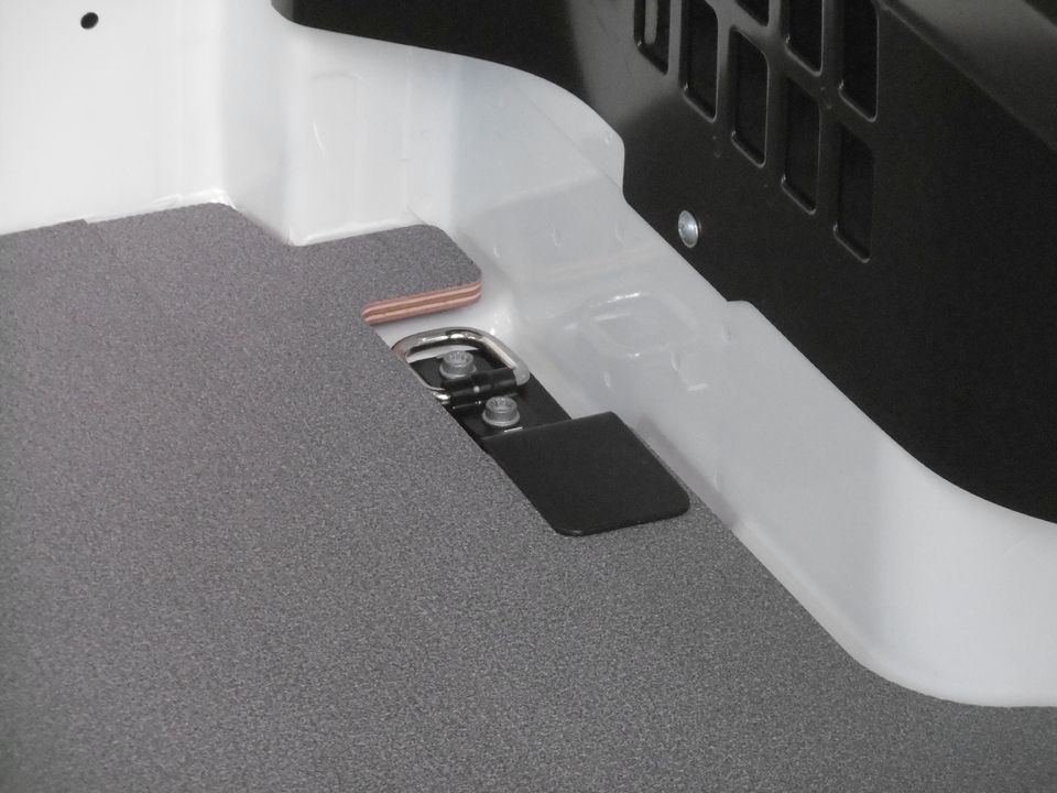 2023 Volkswagen CRAFTER 14.4 M3 L4H3