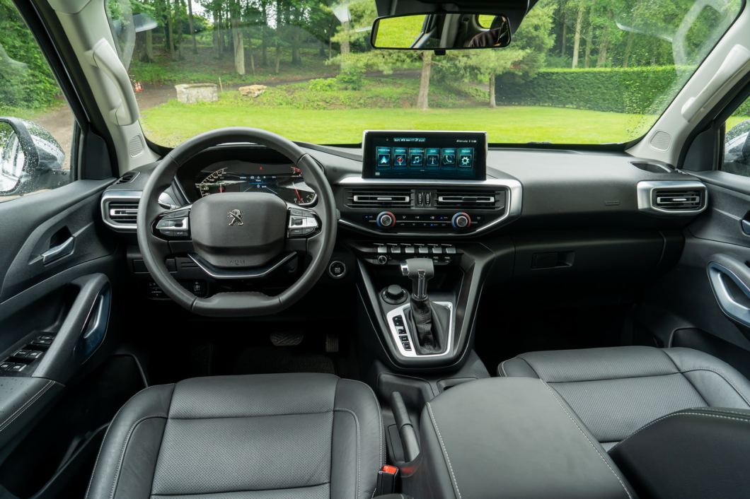 2023 Peugeot LANDTREK DOUBLE CABINE 1.9 L DIESEL 4X2