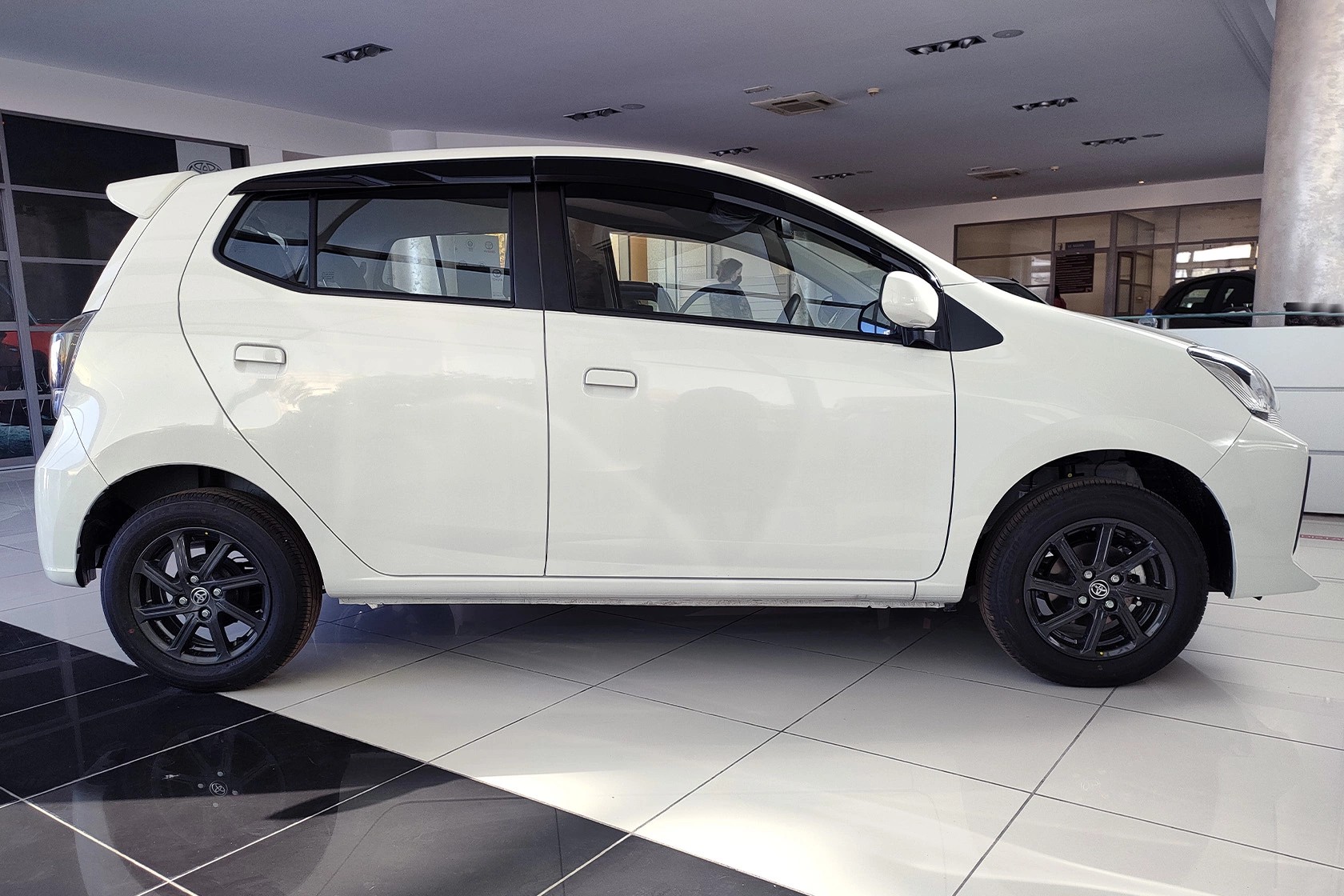 2023 Toyota AGYA POPULAIRE 1.0 L