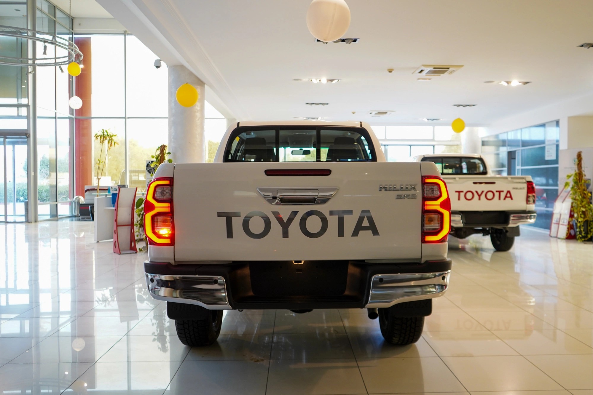 2023 Toyota-4 HILUX 2.4 L DIESEL DD 4X4 BVA DOUBLE CABINE