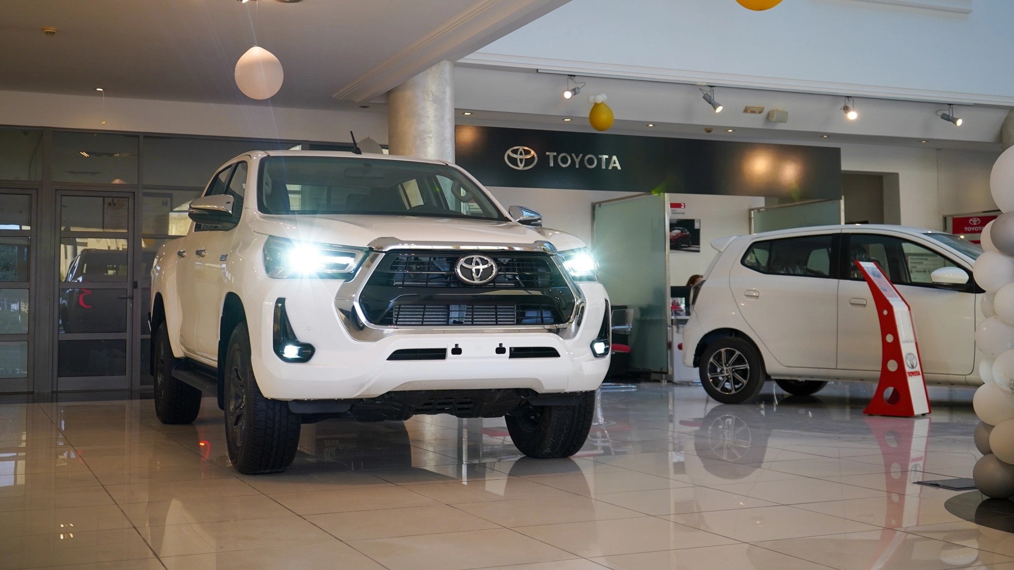 2023 Toyota-4 HILUX 2.4 L DIESEL DD 4X4 BVA DOUBLE CABINE