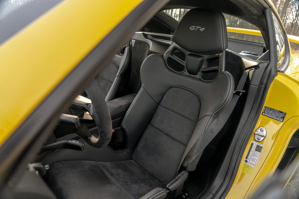 2024 Porsche 718 Cayman GT4