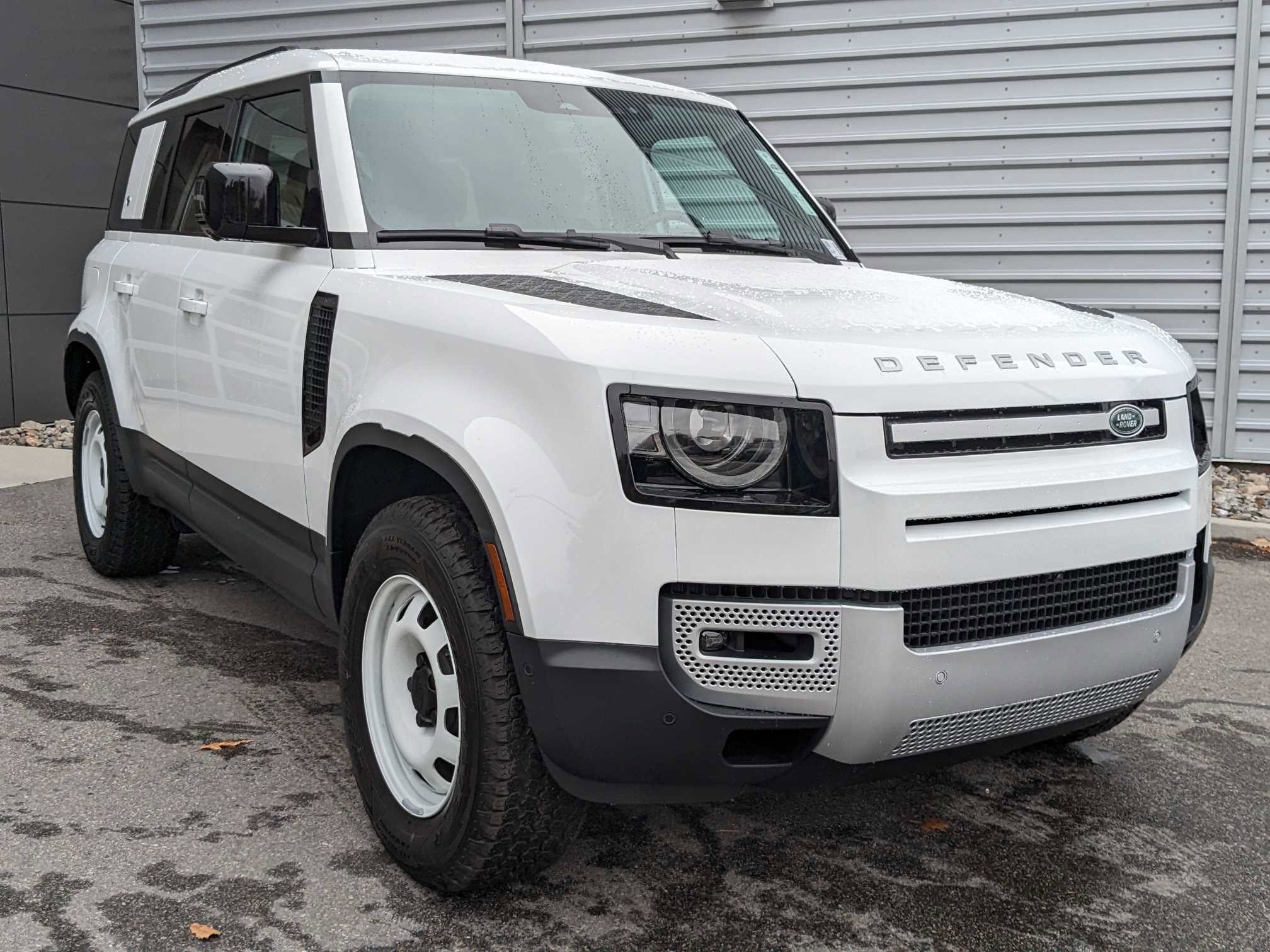 2024 Land Rover DEFENDER 110 2.0 L P300 S