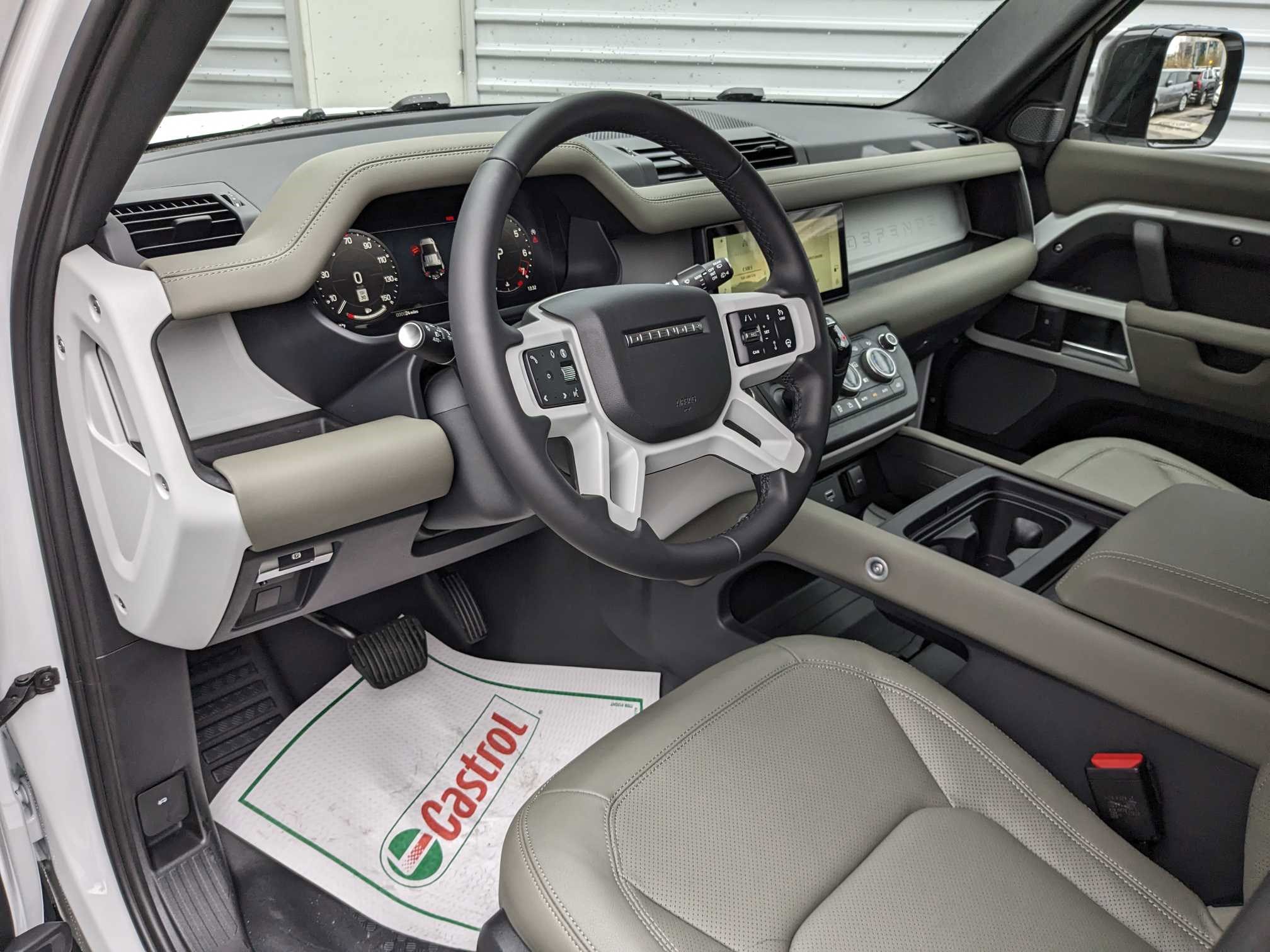 2024 Land Rover DEFENDER 110 2.0 L P300 S