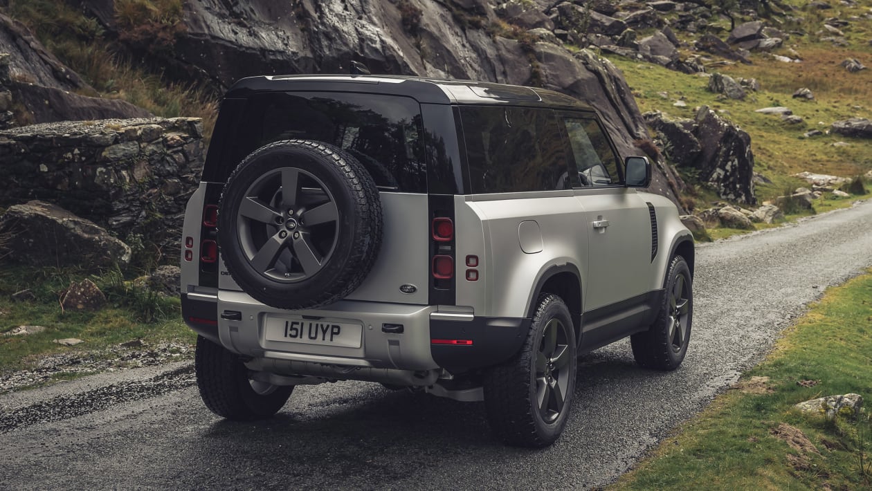 2023 Land Rover DEFENDER 90 2.0 L P300 SE