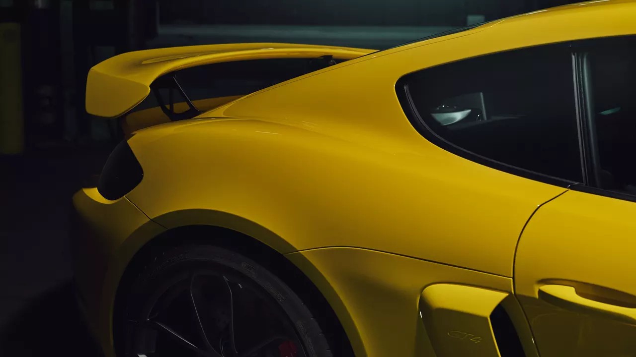 2024 Porsche 718 Cayman GT4