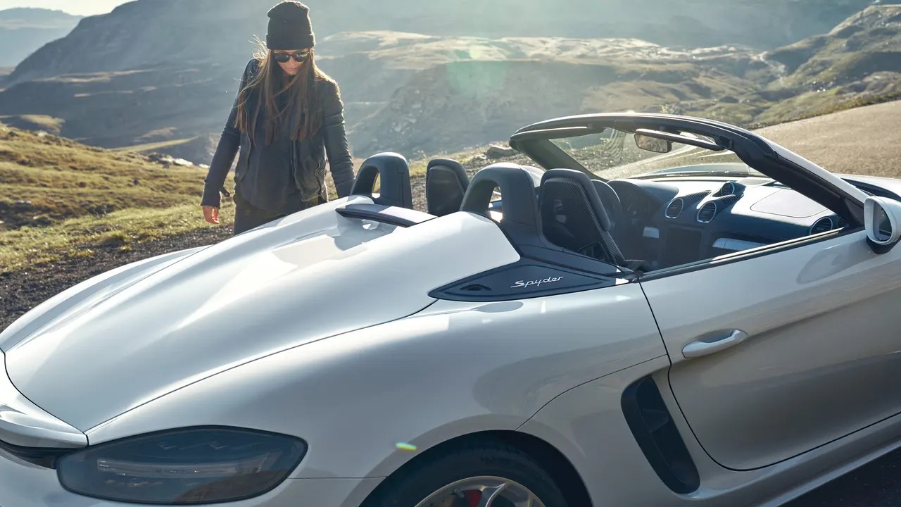 2024 Porsche 718 Spyder