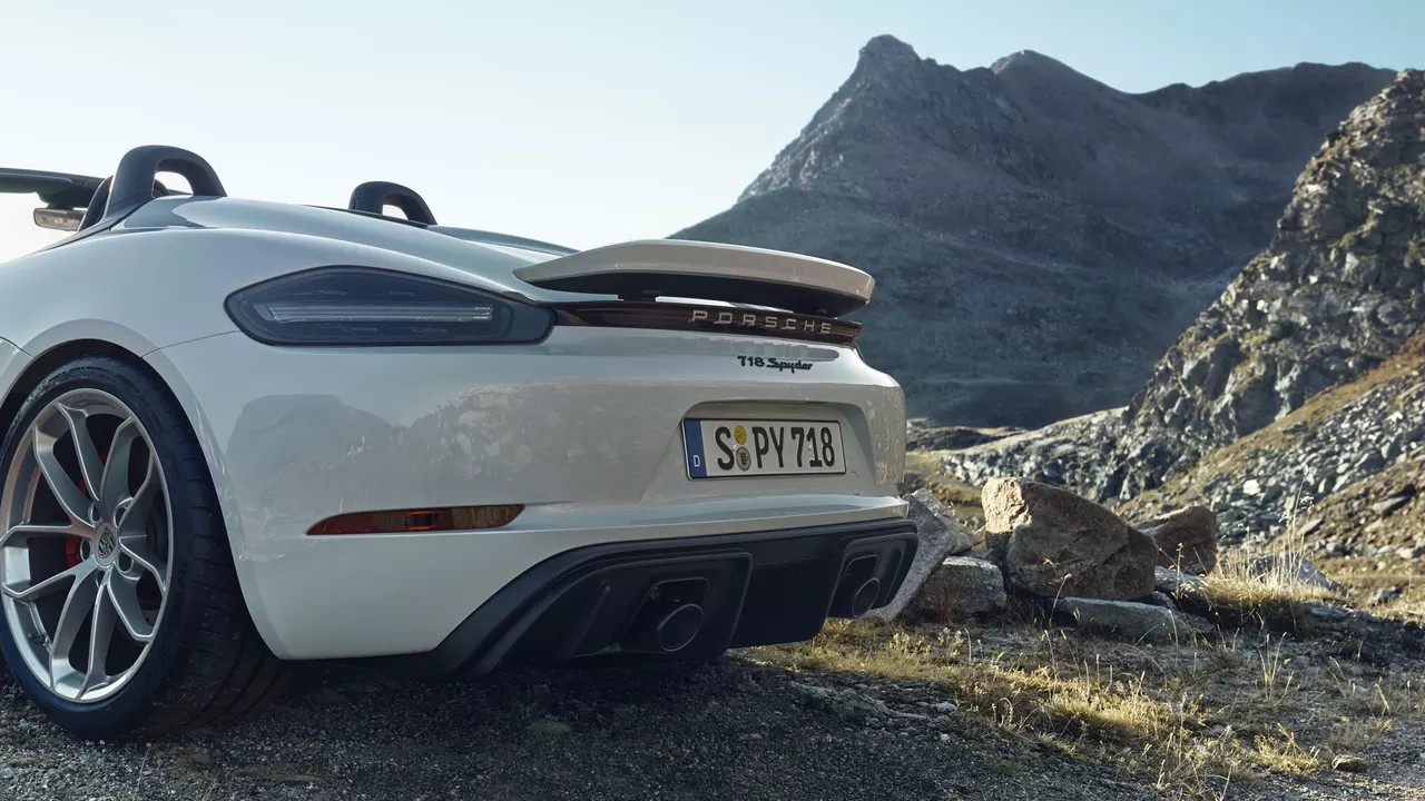 2024 Porsche 718 Spyder