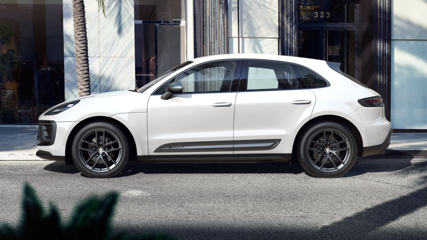 2024 Porsche Macan T