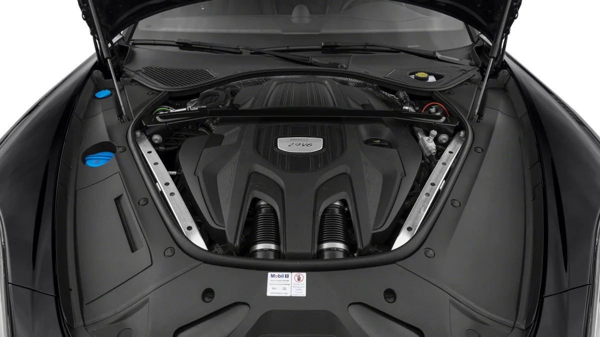 2024 Porsche Panamera 4