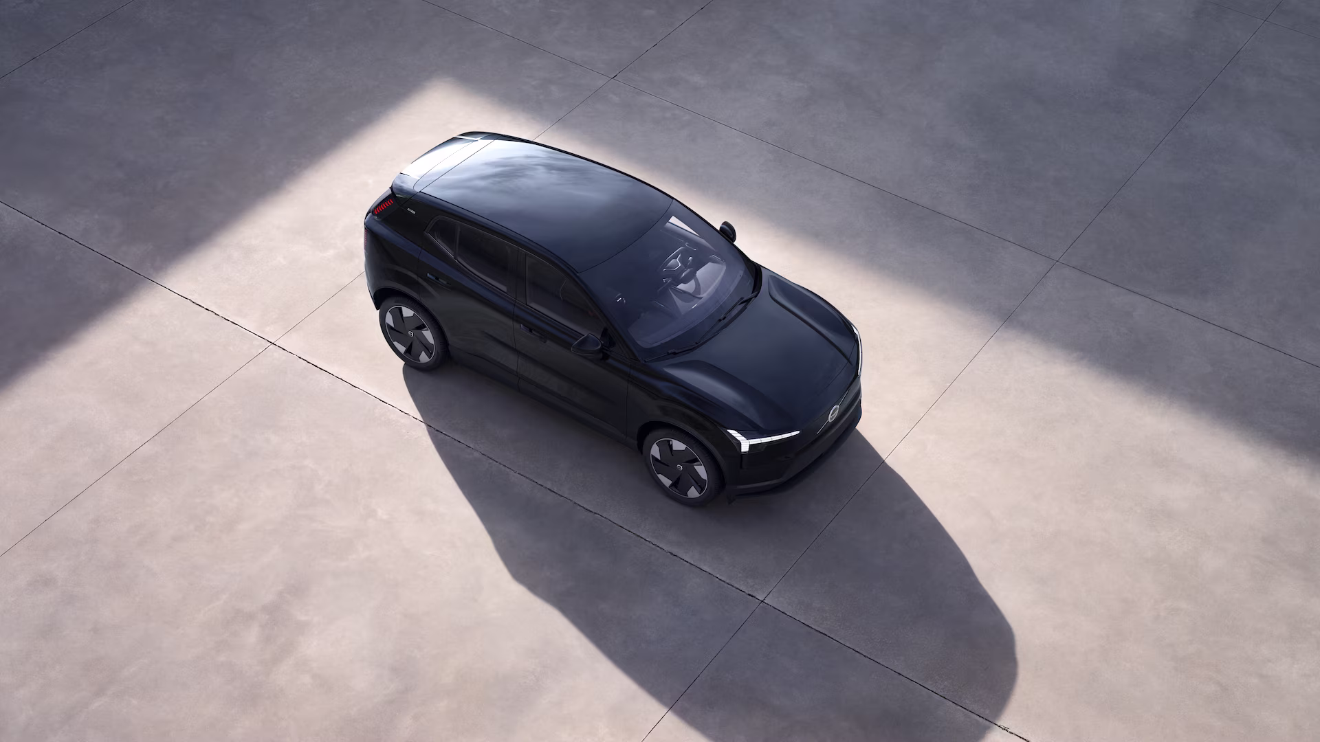 2024 Volvo EX30 PLUS Single Motor Extended Range