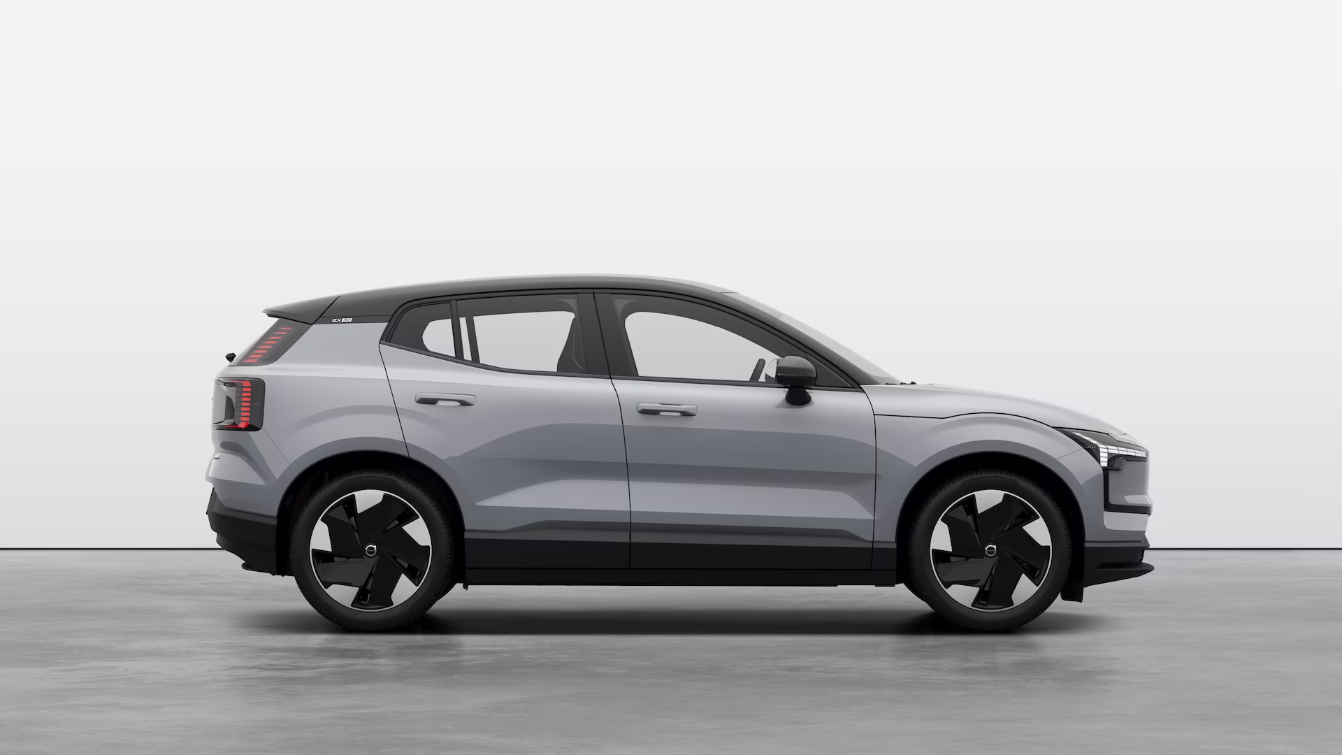 2024 Volvo EX30 PLUS Twin Motor Performance