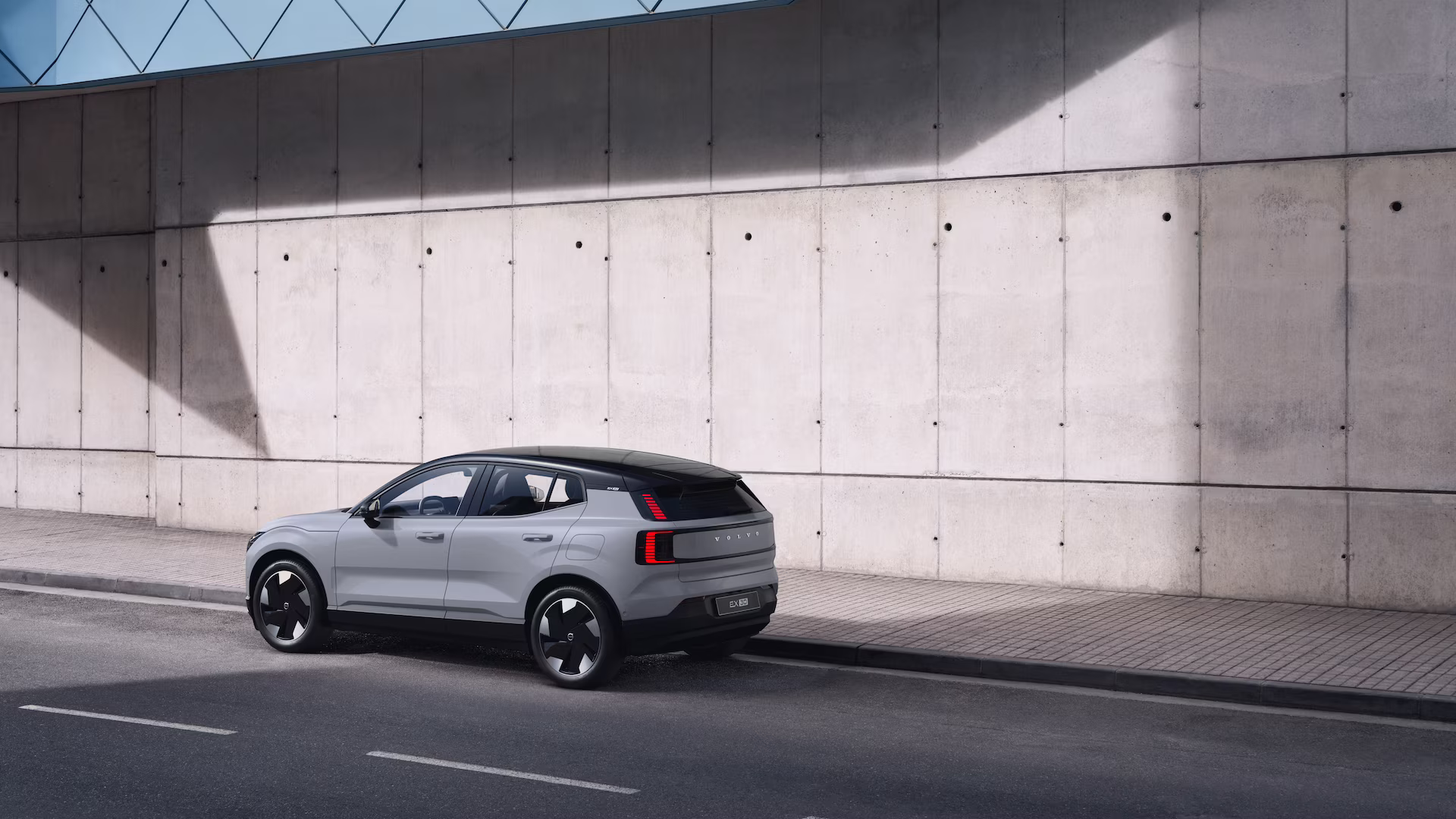 2024 Volvo EX30 ULTRA Single Motor Extended Range