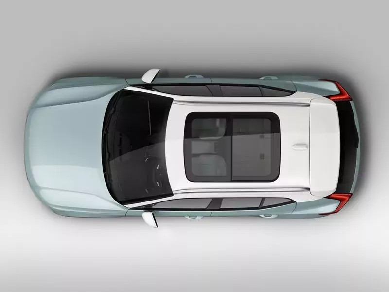 2024 Volvo XC40 2.0 L PLUS DARK