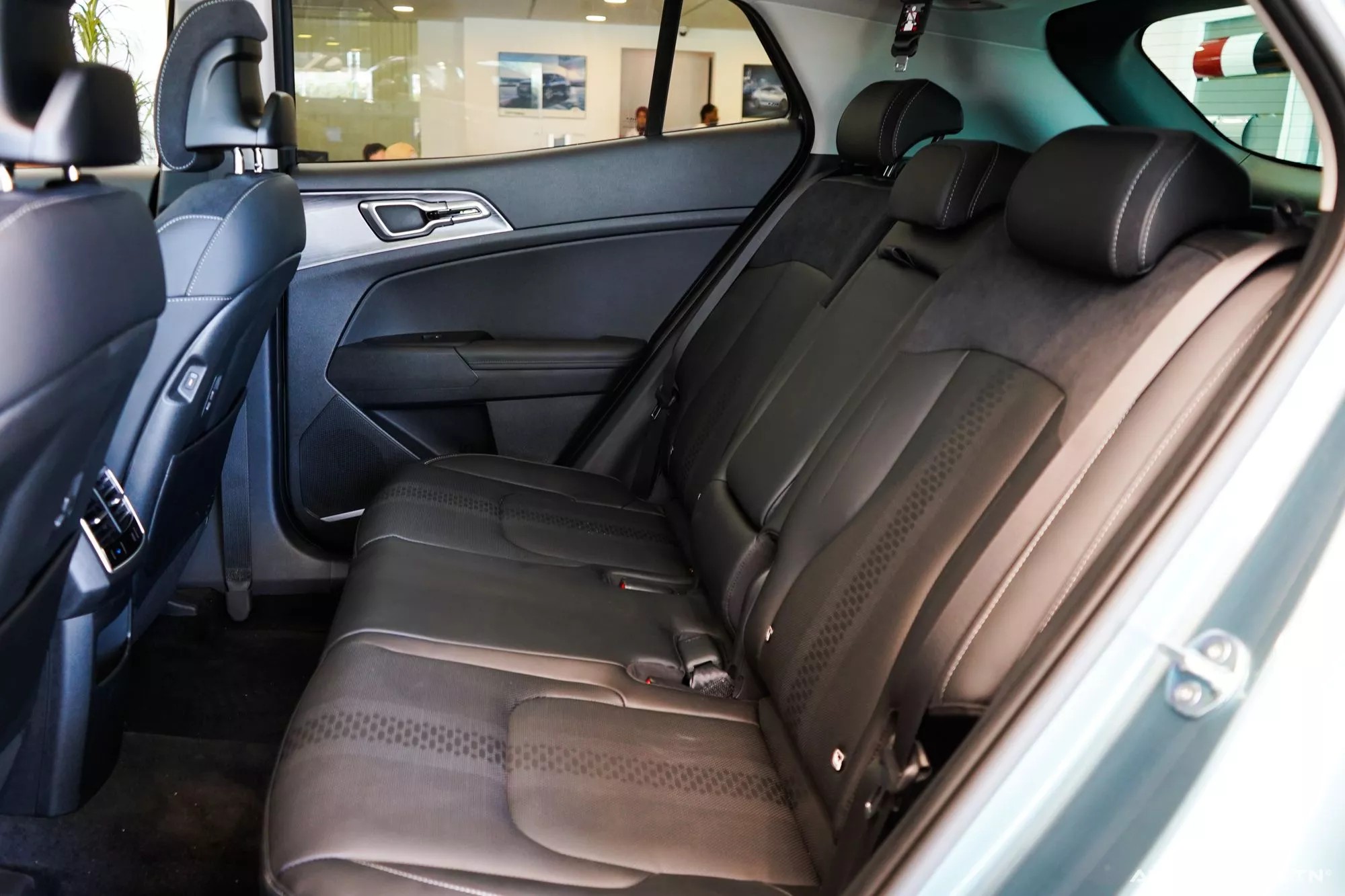 2024 Kia SPORTAGE 1.6 L T-GDI 7-DCT SX