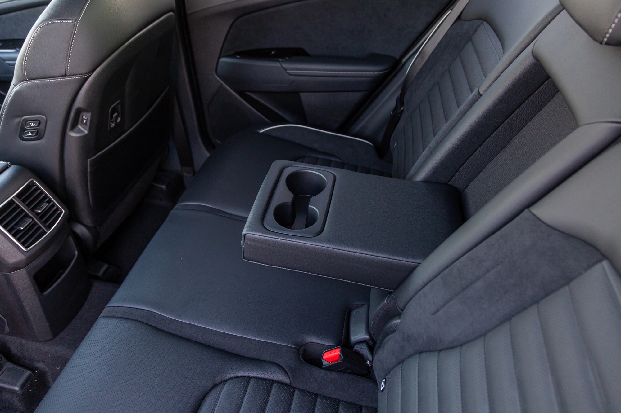 2024 Kia SPORTAGE HYBRIDE 1.6 L T-GDI 4X4 GT-LINE