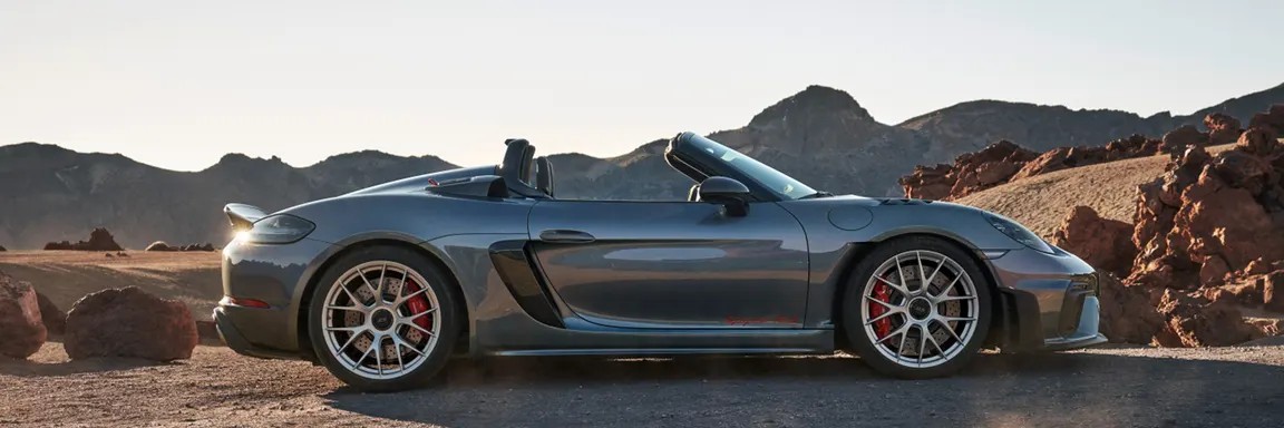 2024 Porsche 718 Spyder RS