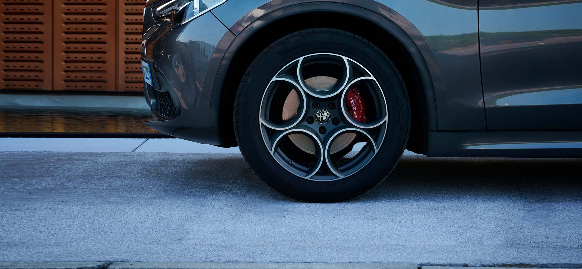 2024 Alfa Romeo STELVIO