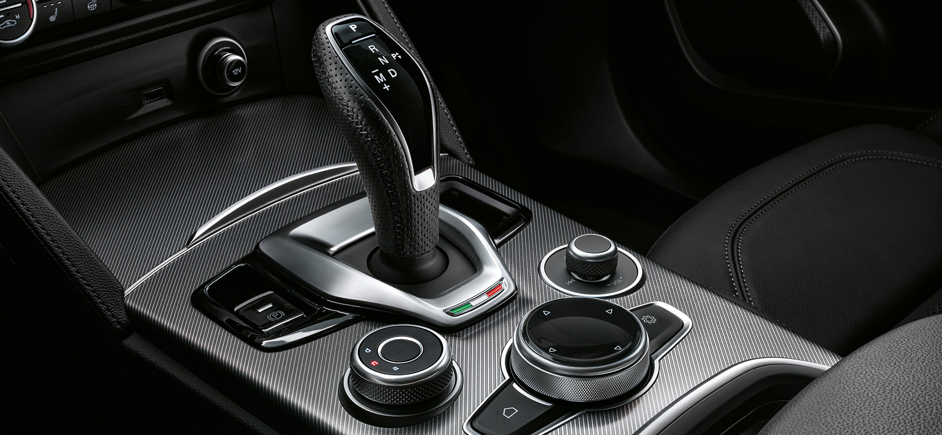 2024 Alfa Romeo STELVIO