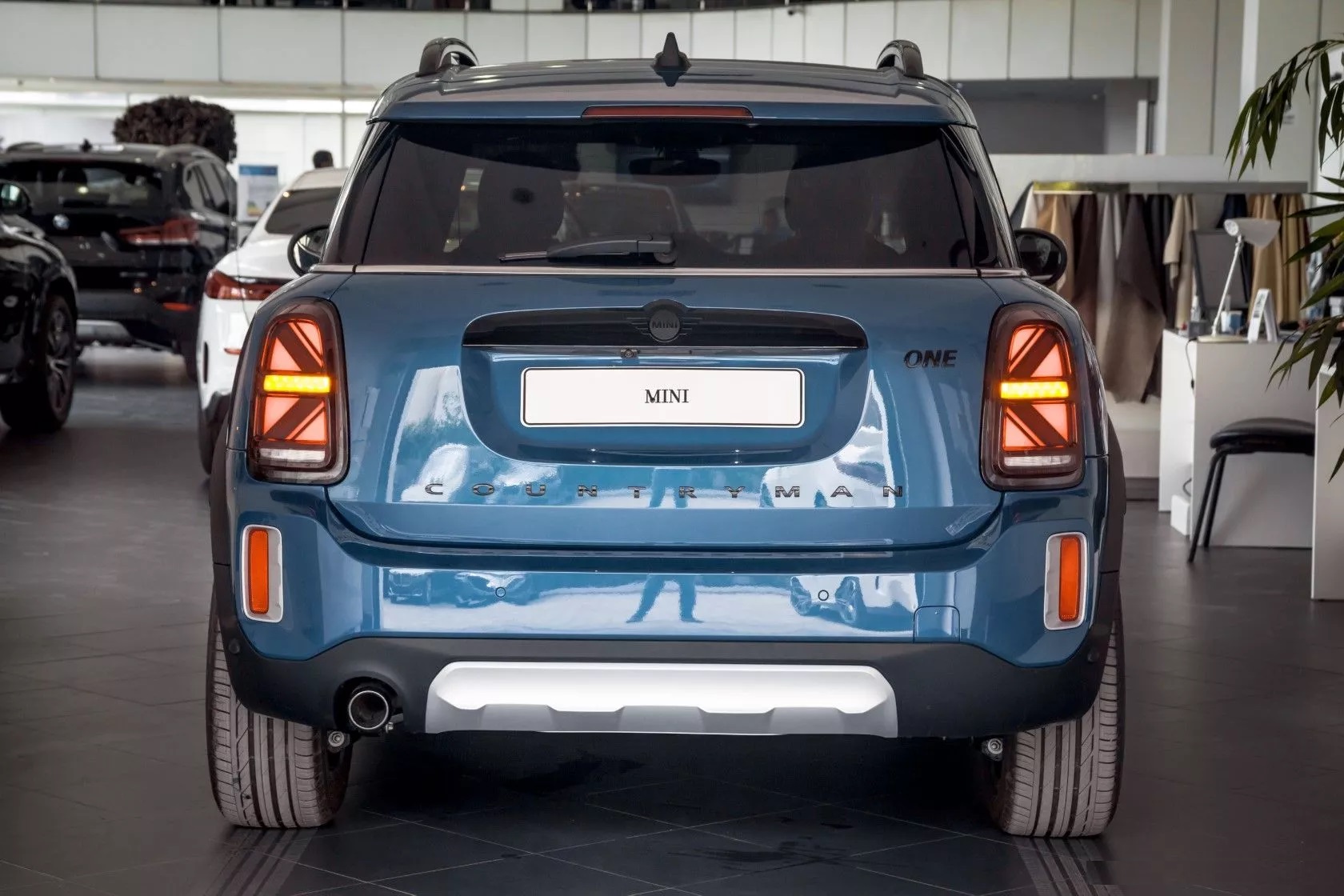 2024 Mini COUNTRYMAN ONE PACK FUNNY
