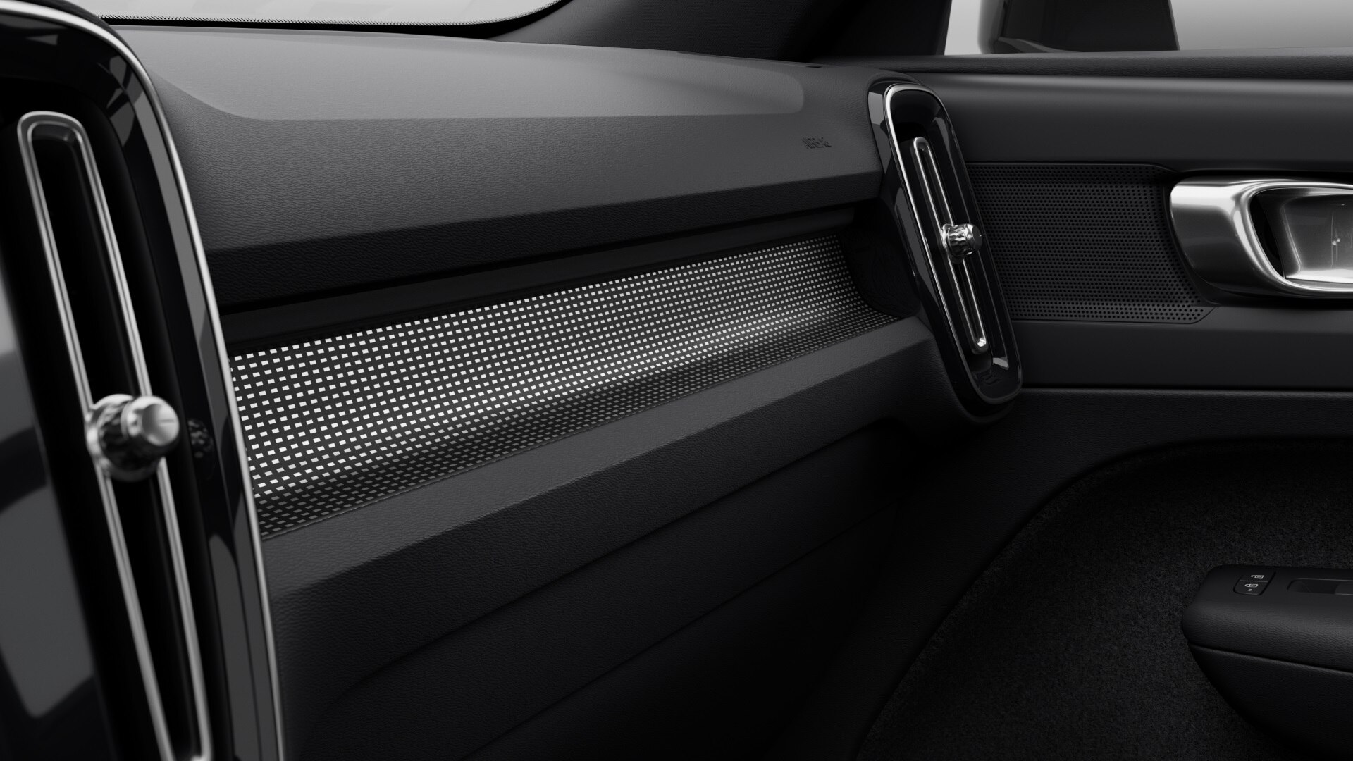 2024 Volvo XC40 Plus B3 Dark Theme