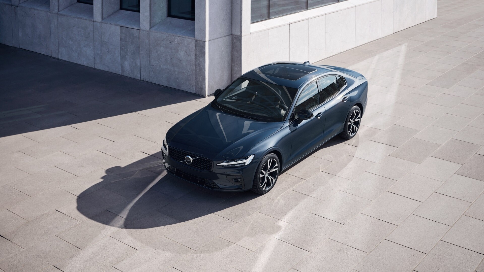 2024 Volvo S60 Ultimate B4