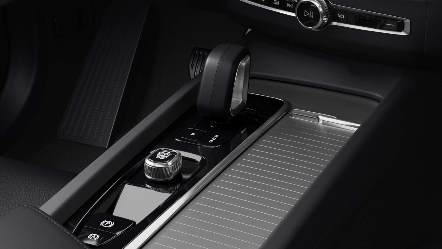 2024 Volvo XC60 Recharge T8 Plus Dark