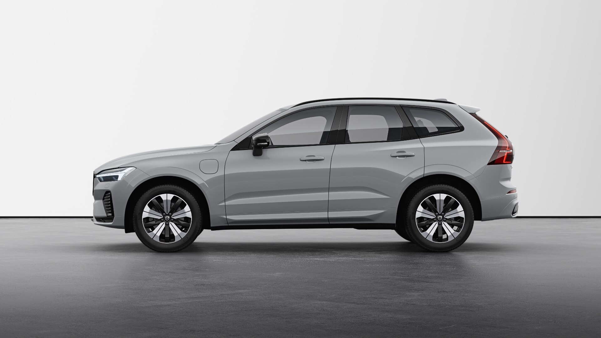 2024 Volvo XC60 Recharge T8 Plus Dark