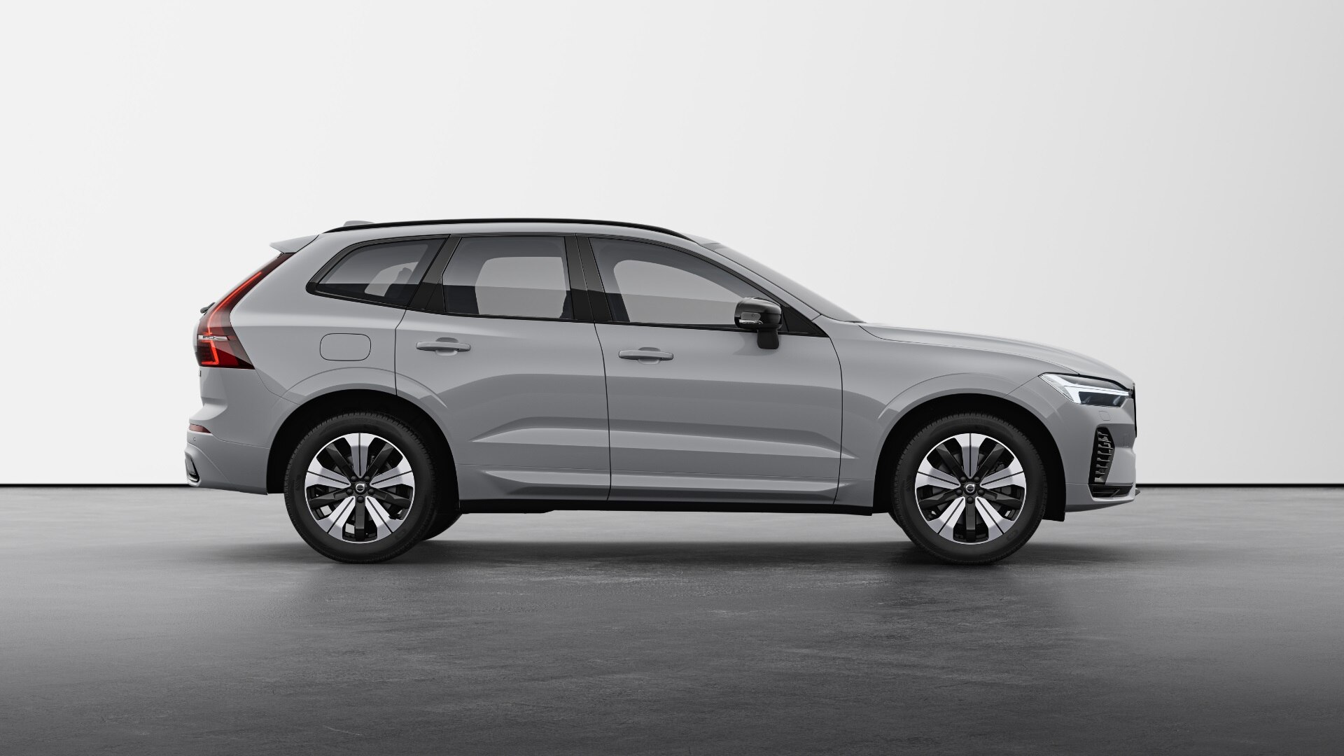 2024 Volvo XC60 Recharge T8 Plus Dark