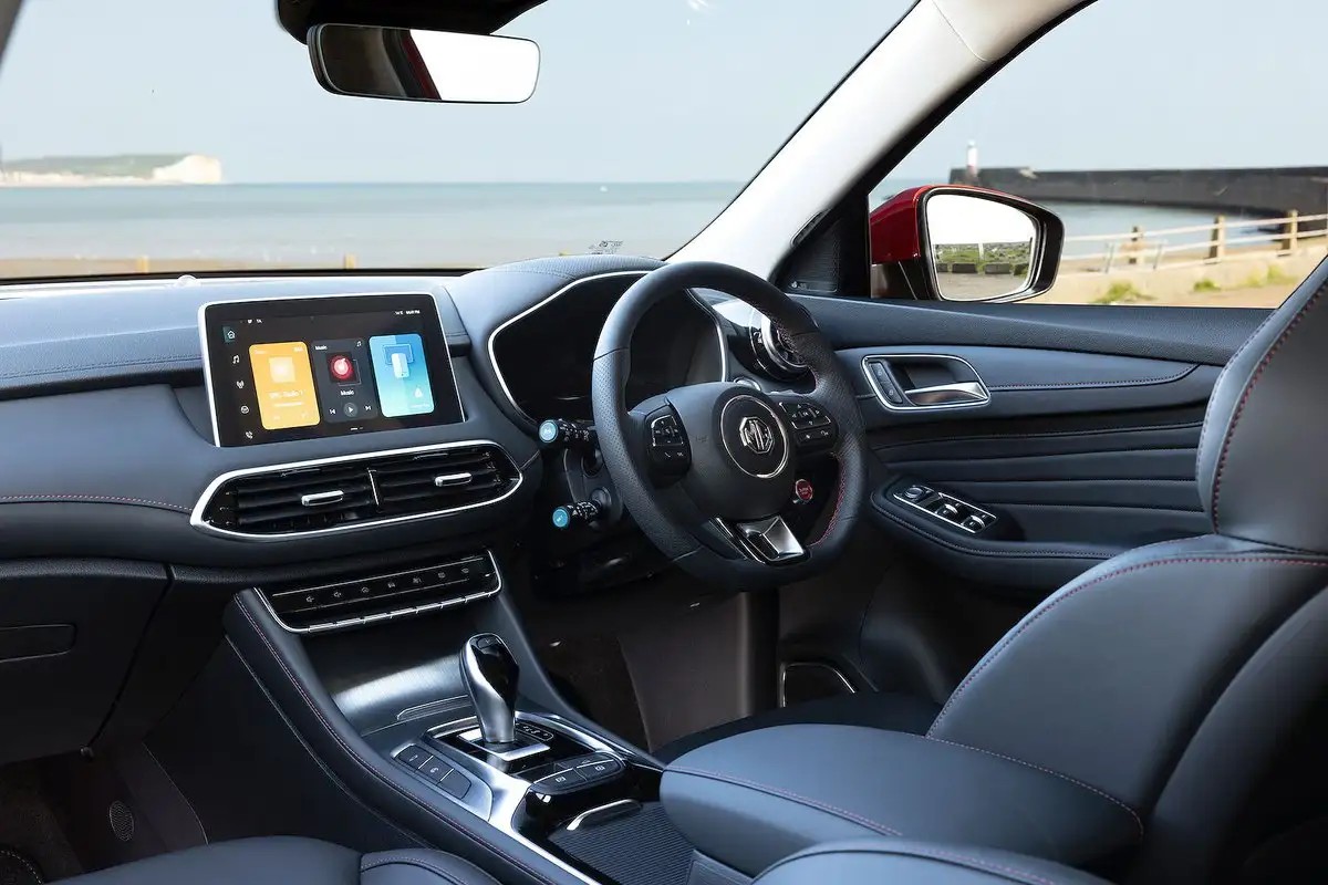 2024 MG HS 1.5 Trophy