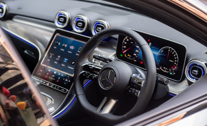 2025 Mercedes-Benz CLASSE C PLUG-IN HYBRIDE 350E AMG +