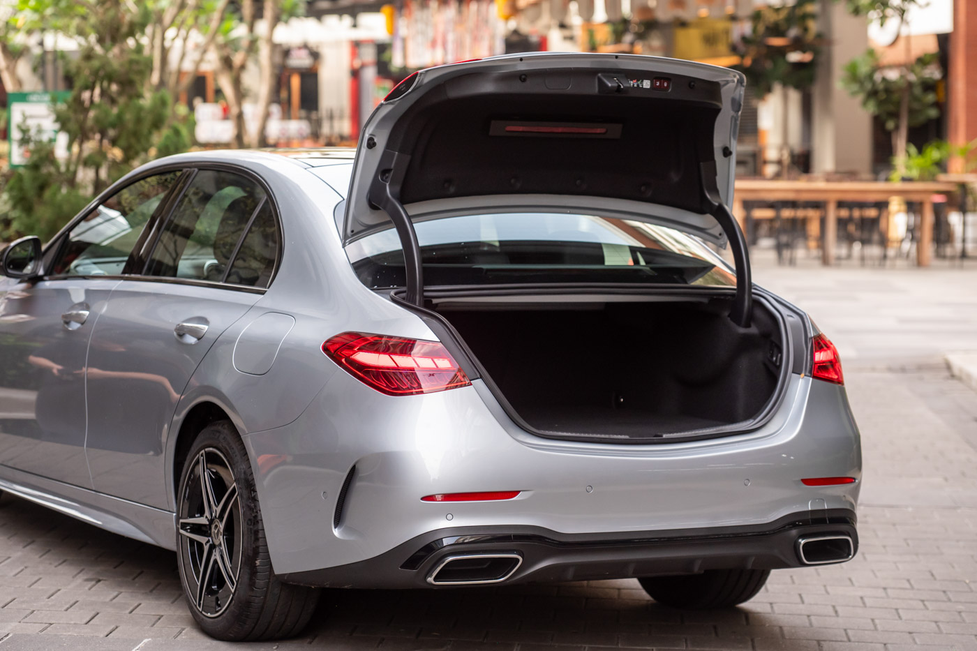 2025 Mercedes-Benz CLASSE C PLUG-IN HYBRIDE 350E AMG +