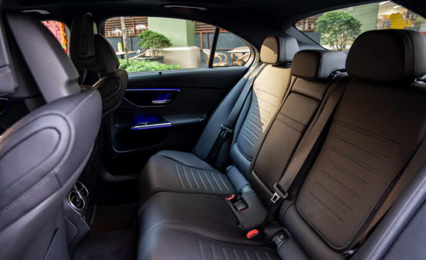 2025 Mercedes-Benz CLASSE C PLUG-IN HYBRIDE 350E AMG +