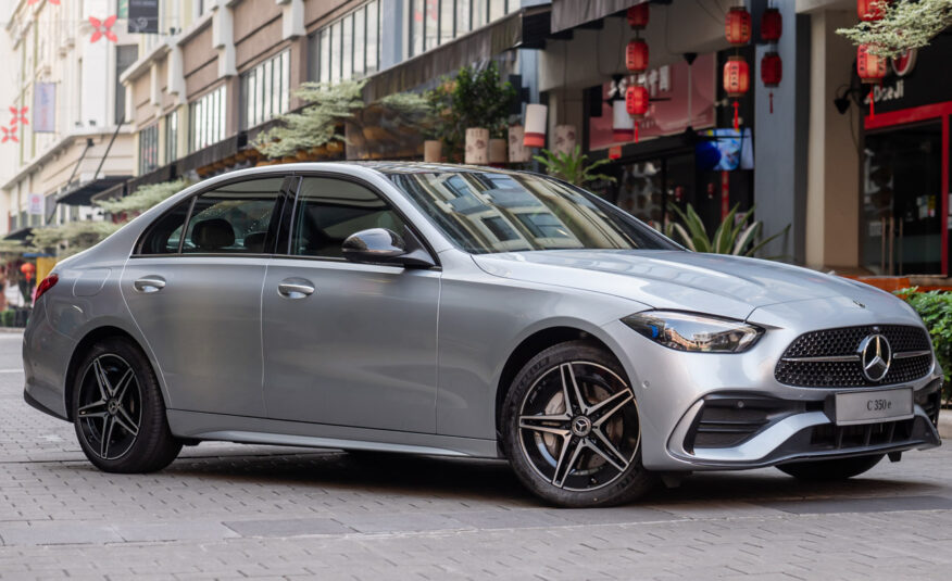 2025 Mercedes-Benz CLASSE C PLUG-IN HYBRIDE 350E AMG +