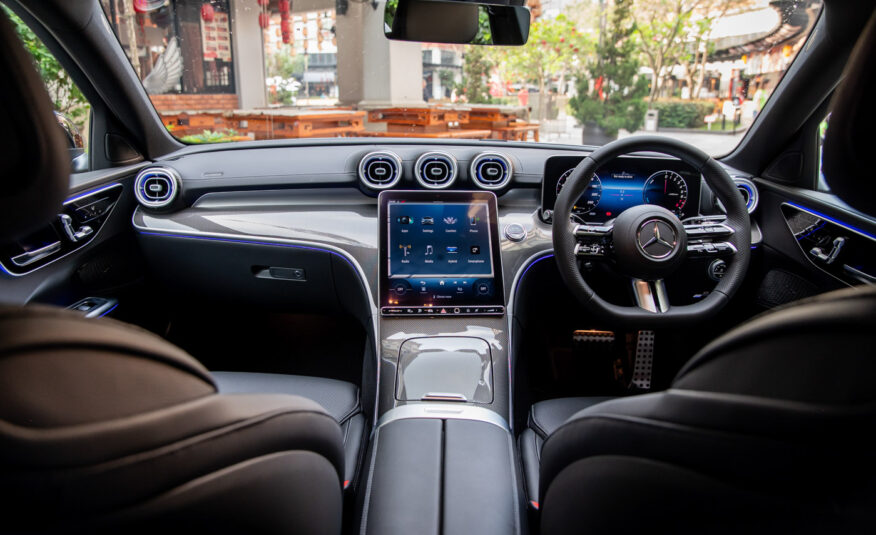 2025 Mercedes-Benz CLASSE C PLUG-IN HYBRIDE 350E AMG +