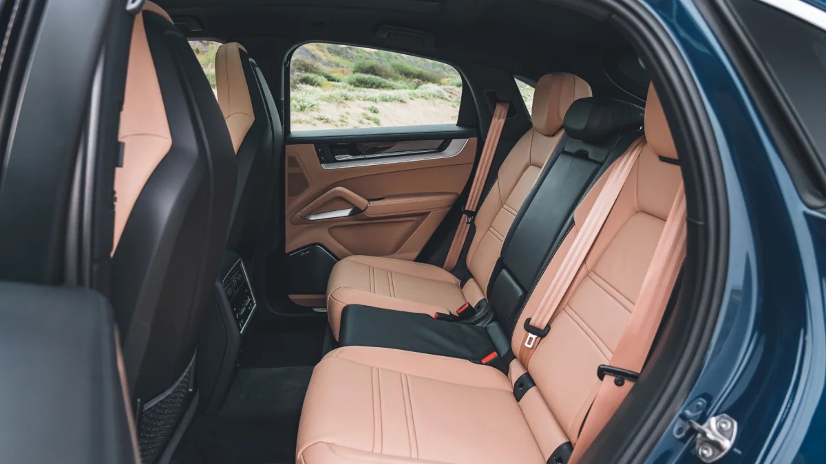 2024 Porsche Cayenne S Coupé