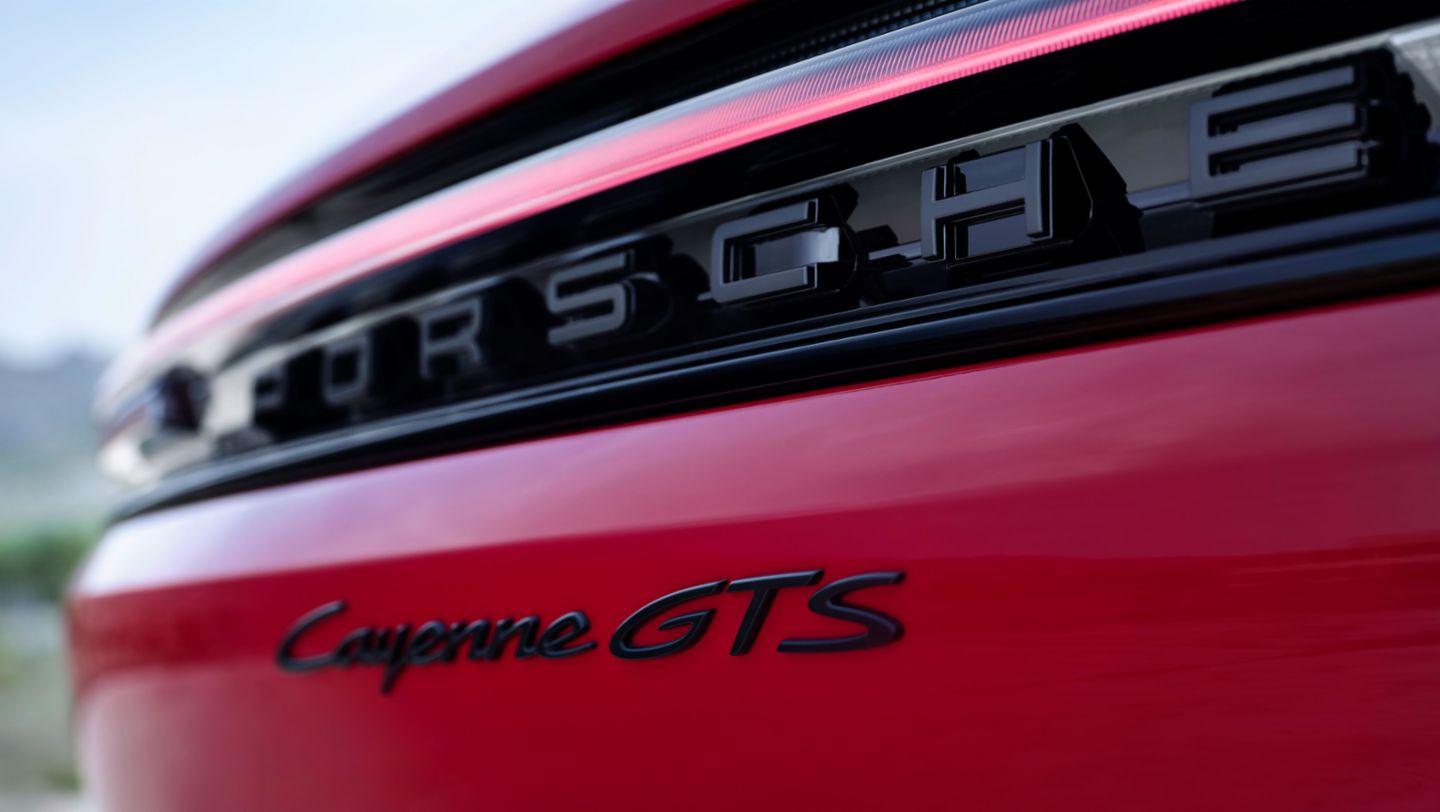 2024 Porsche Cayenne GTS