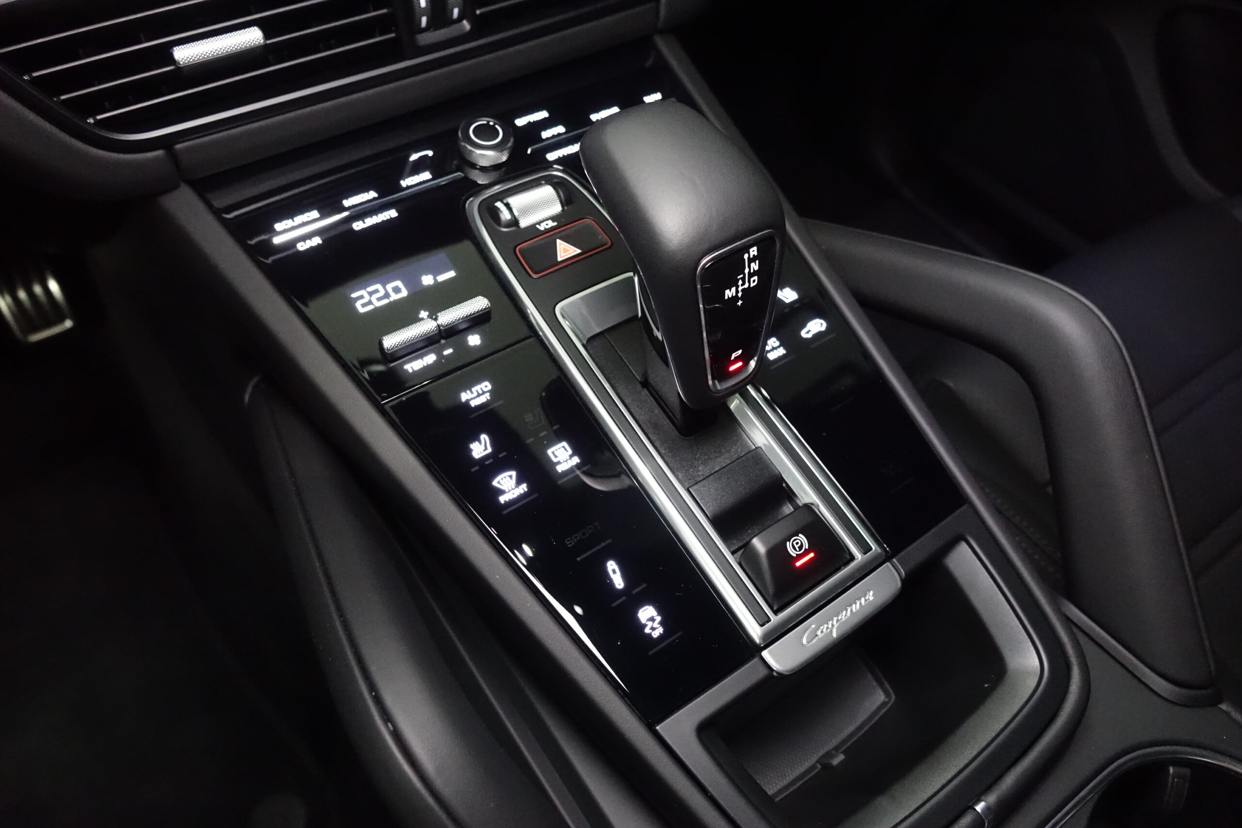 2024 Porsche Cayenne GTS Coupé