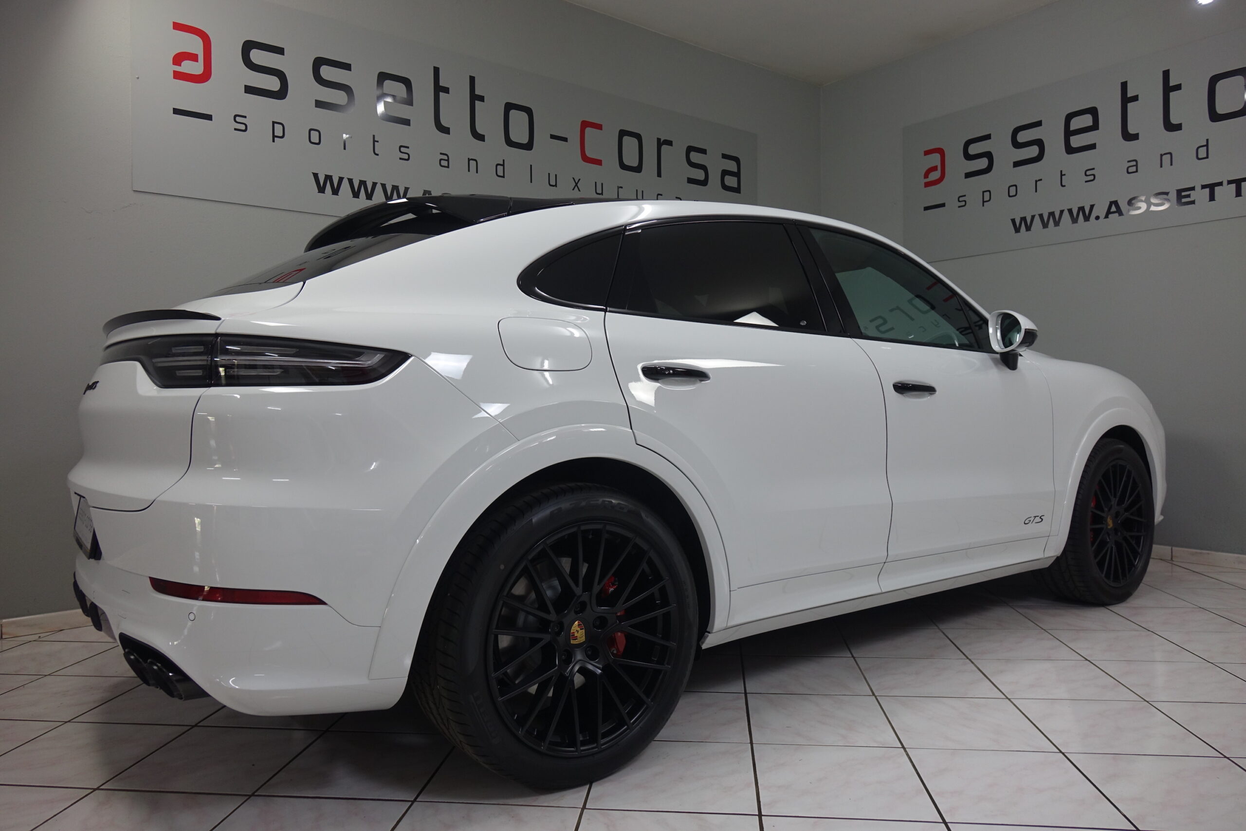 2024 Porsche Cayenne GTS Coupé