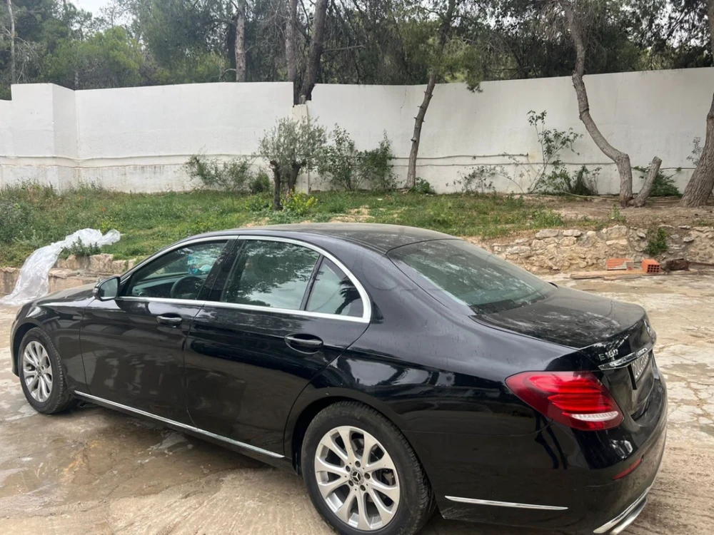 2017  Mercedes-Benz  Classe E