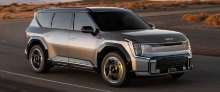 2026 Kia EV9 GT Is a 501-HP Electric SUV the Whole Family Can Enjoy