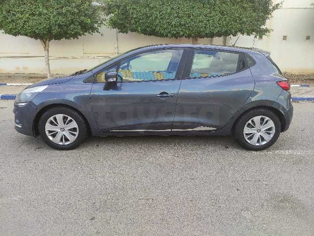 2017  Renault  Clio